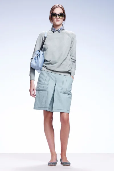 Look 10
